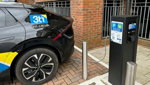 Riverbridge House partners with 3ti for EV charging